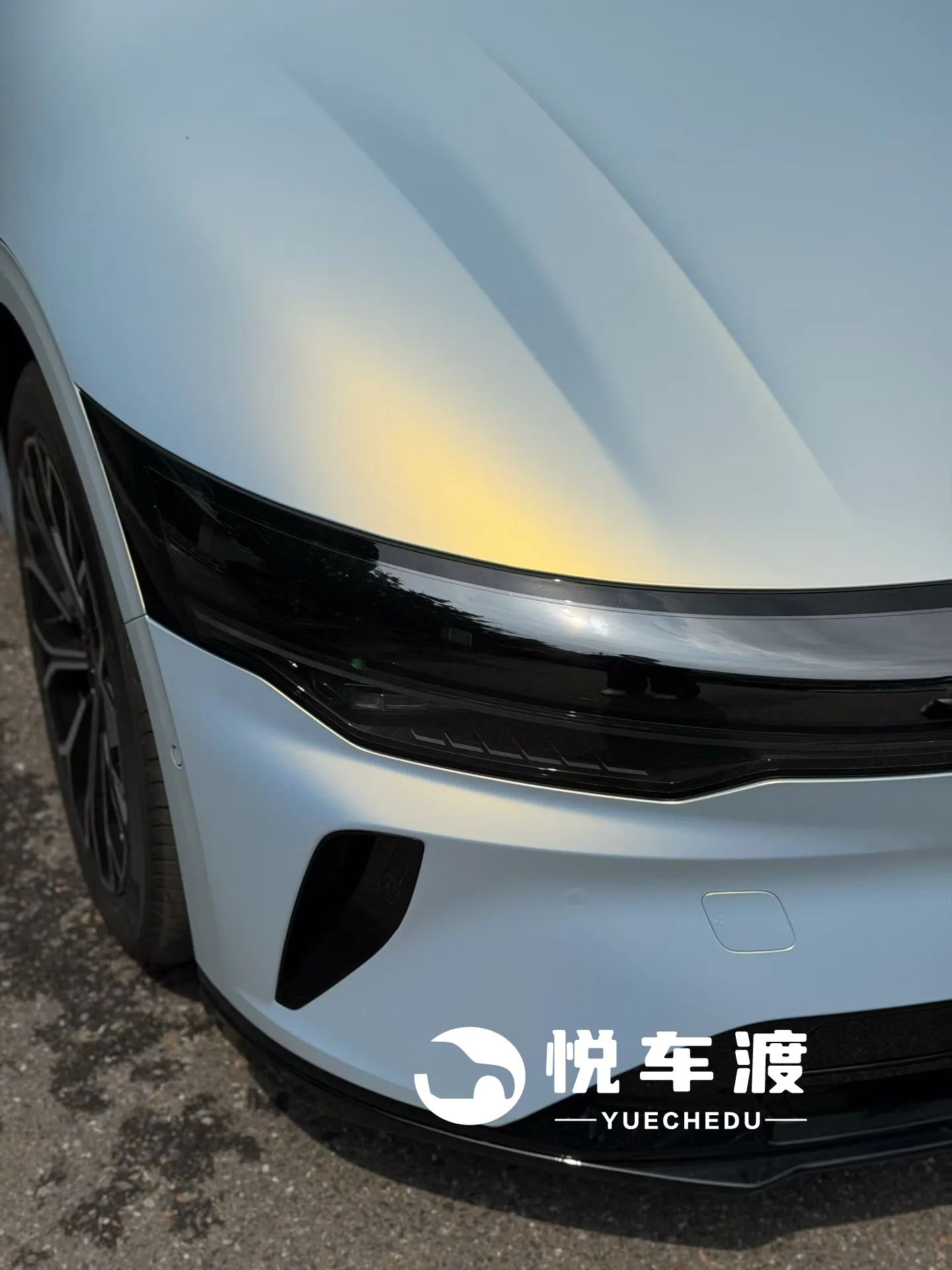 上海极氪极氪007GT极氪007GT改色:远峰蓝魅金,听着就很亮的感觉施工实拍图片8,悦车渡专业汽车改装升级,官方质保正品溯源